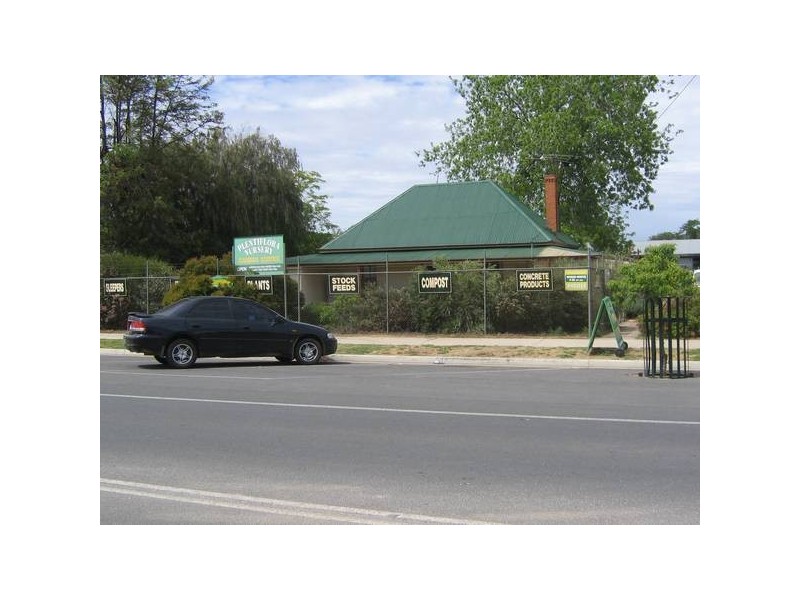 HAWKINS STREET, Howlong NSW 2643