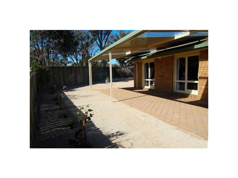 4 Rex Court, Wodonga VIC 3690