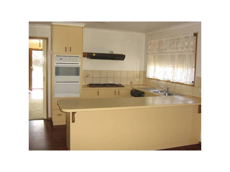 7 Lachlan Court, Wodonga VIC 3690