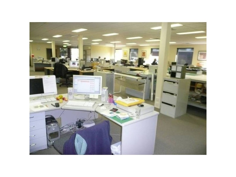 2 FOOTMARK COURT, Wodonga VIC 3690