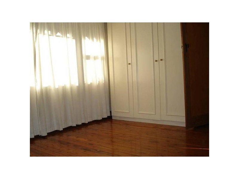 294 Olive Street, Albury NSW 2640