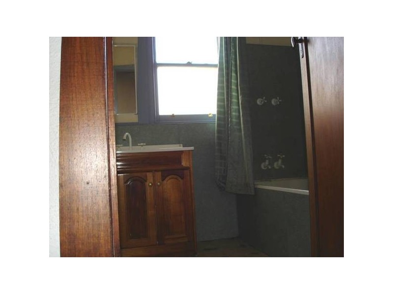 294 Olive Street, Albury NSW 2640