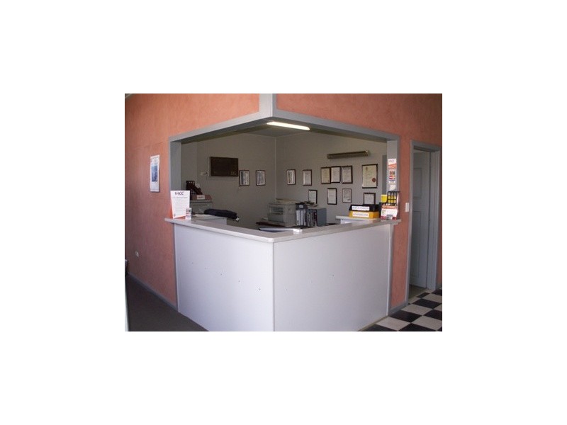 241 HONOUR AVENUE, Corowa NSW 2646