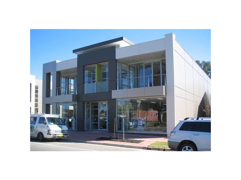 1 & 3/103 HUME STREET, Wodonga VIC 3690