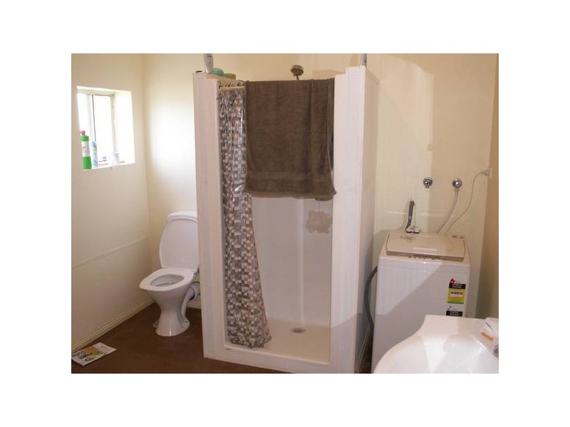 3 GLADSTONE STREET, Glenrowan VIC 3675