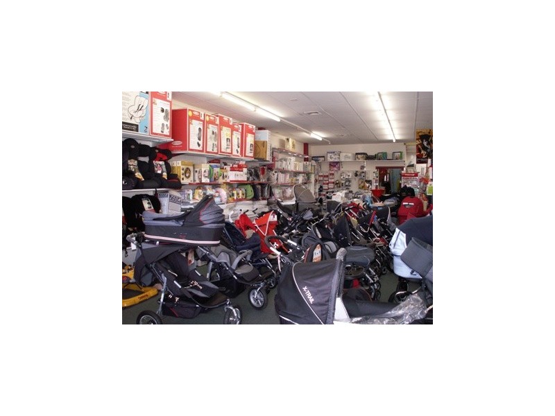 320 URANA ROAD, Lavington NSW 2641