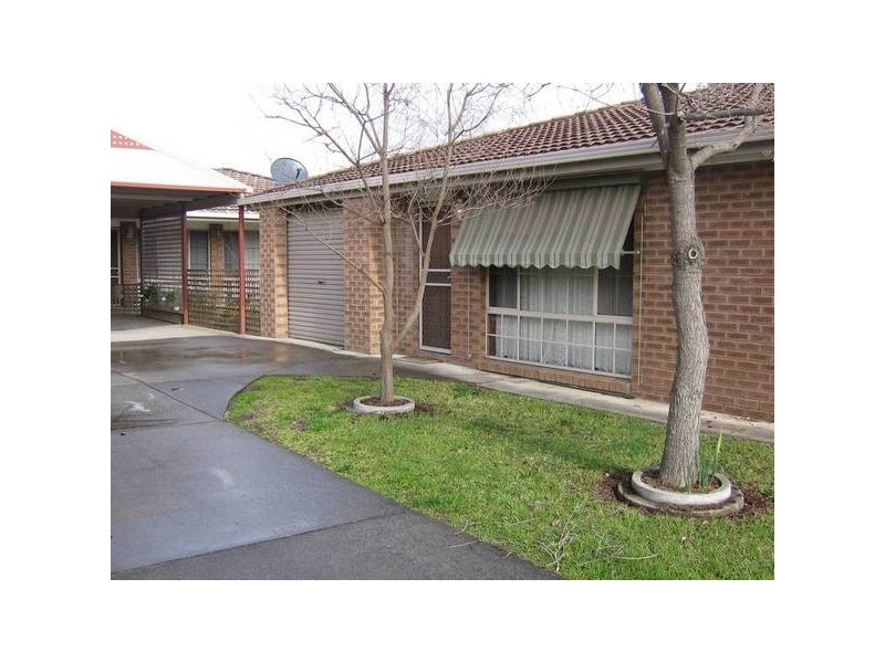 1 & 2/7 Bassett Street, Wodonga VIC 3690