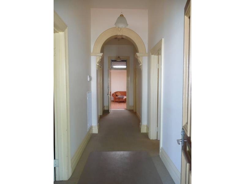 468 SWIFT STREET, Albury NSW 2640