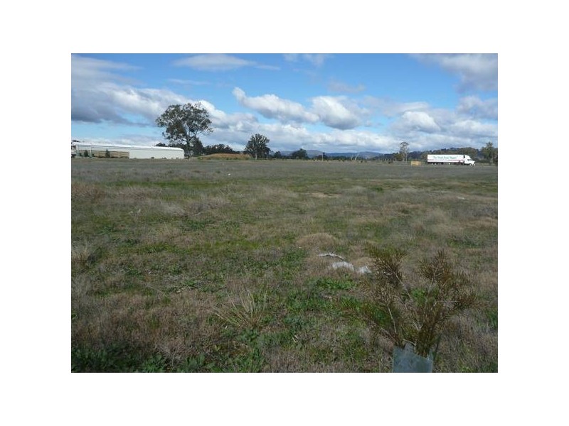 13 Elkington Road, Wodonga VIC 3690