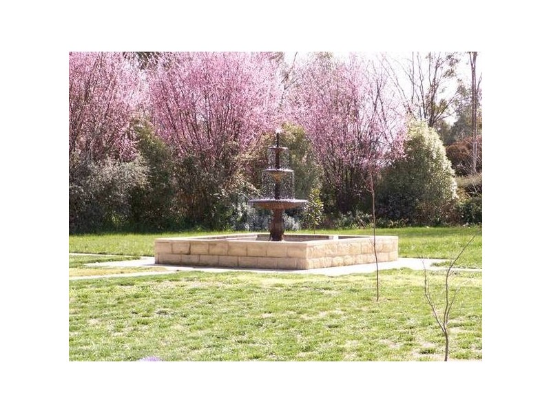 22 East Street, Howlong NSW 2643