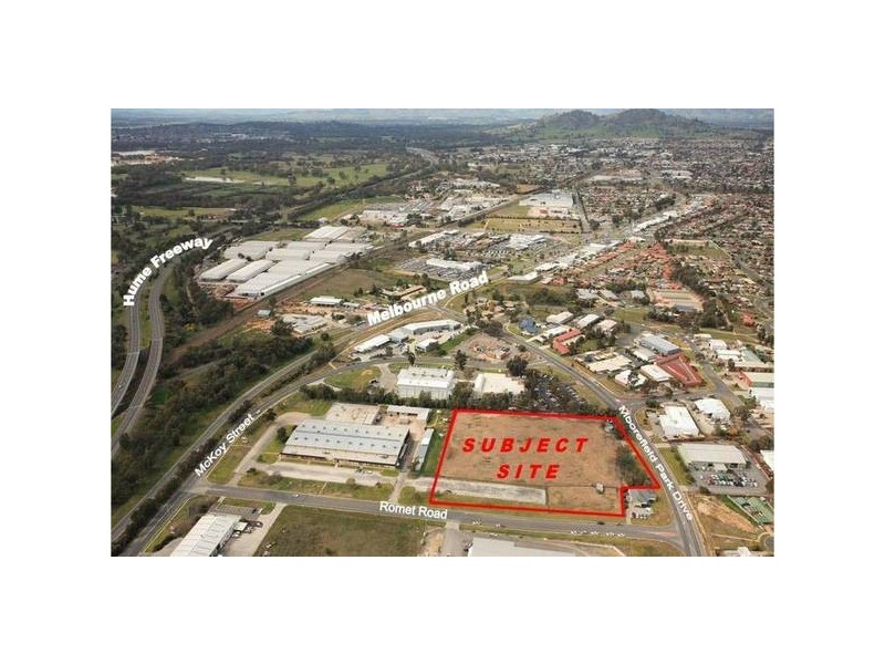 2 ROMET ROAD, Wodonga VIC 3690