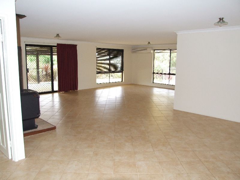 47 Victoria Parade, Donnybrook WA 6239