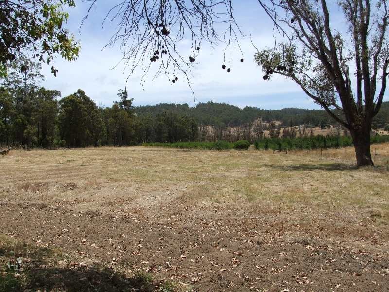 1 & 2 Boyup Brook Road, Yabberup WA 6239