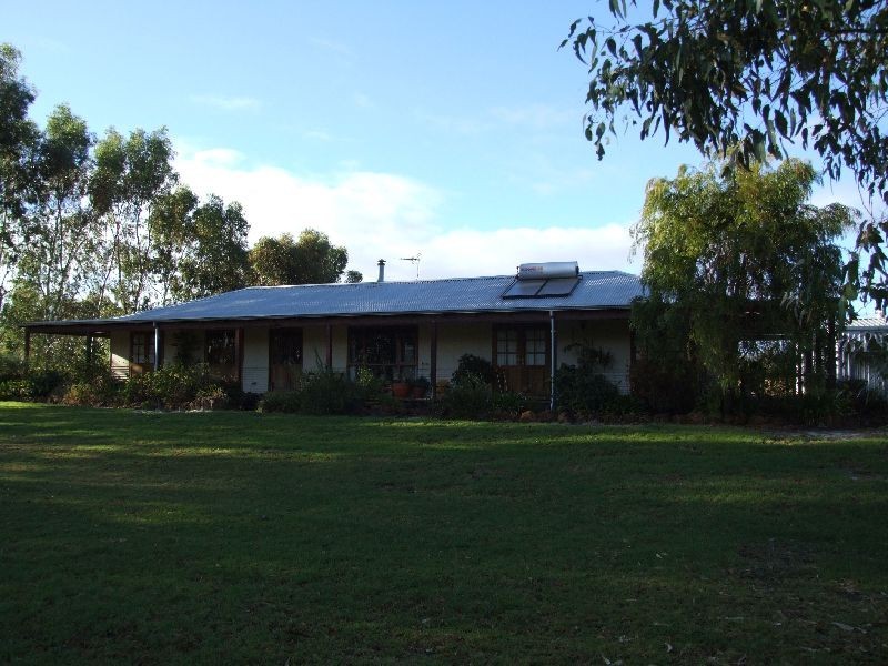 4 Hamilton, Donnybrook WA 6239