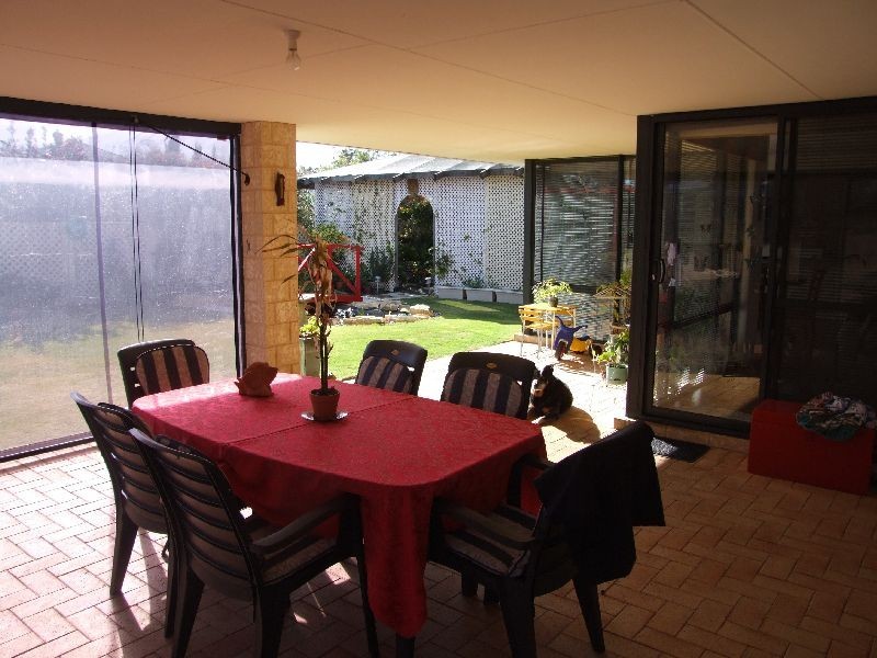 16 Leschenaultia Circle, Donnybrook WA 6239