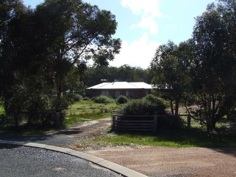 9 Lomandra Rd, Argyle WA 6239