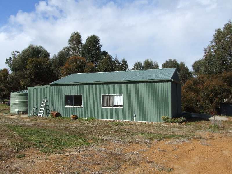 9 Lomandra Rd, Argyle WA 6239