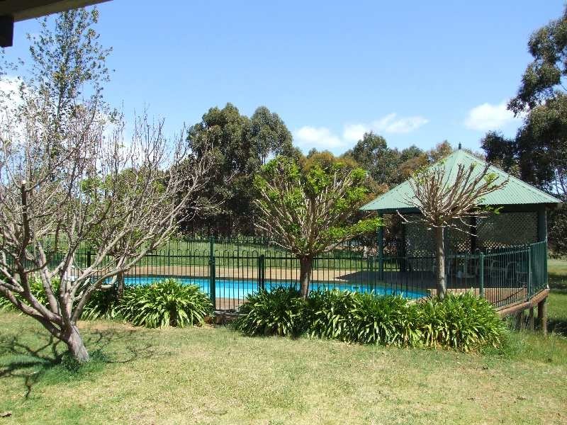 1322 Donnybrook-Boyup Brook Rd, Lowden WA 6240