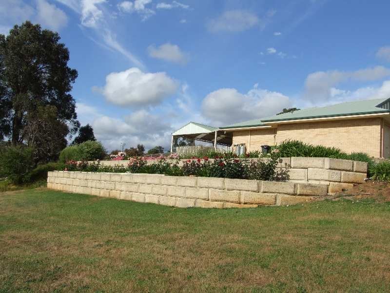 3 Palmer, Donnybrook WA 6239