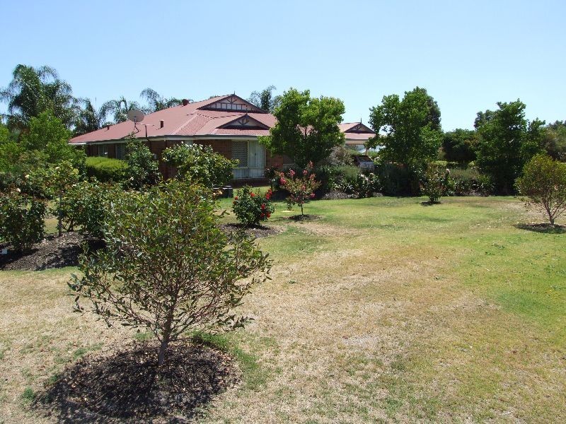 85 Leschenaultia, Donnybrook WA 6239