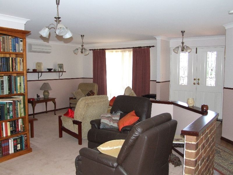 85 Leschenaultia, Donnybrook WA 6239