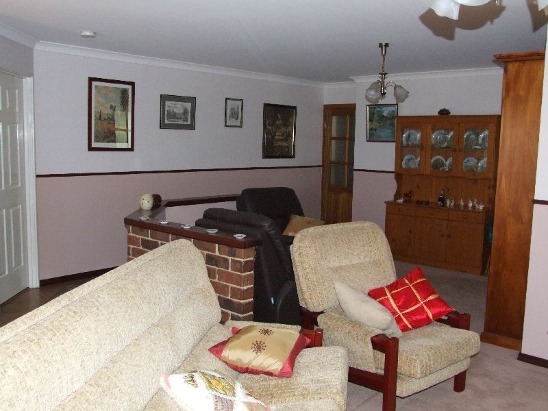 85 Leschenaultia, Donnybrook WA 6239