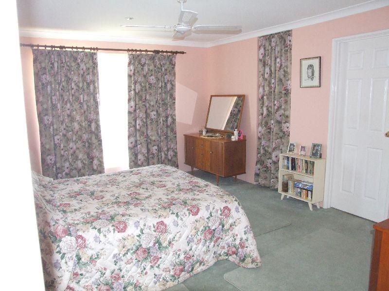 85 Leschenaultia, Donnybrook WA 6239