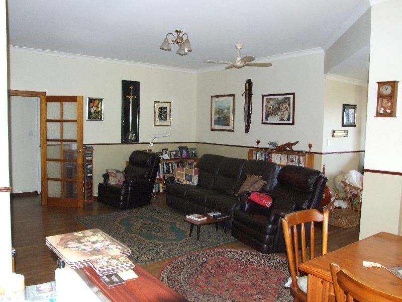 85 Leschenaultia, Donnybrook WA 6239