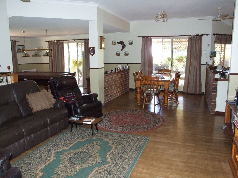 85 Leschenaultia, Donnybrook WA 6239