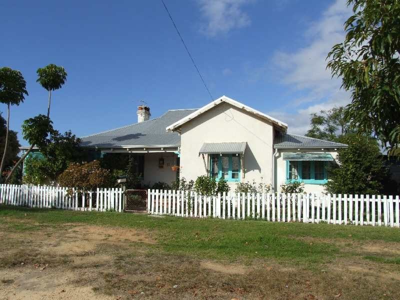 11 Bentley Street, Donnybrook WA 6239