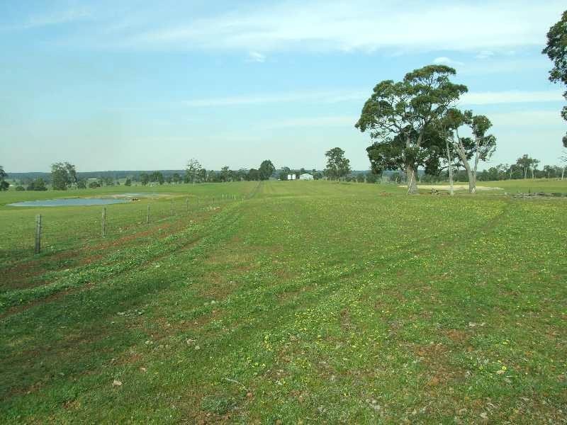 1853 Trigwell Bridge Rd, Bowelling WA 6225