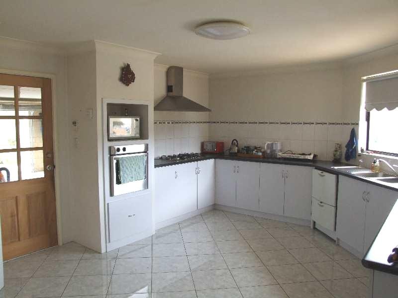 71 Leschenaultia Circle, Donnybrook WA 6239