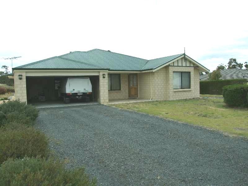 71 Leschenaultia Circle, Donnybrook WA 6239