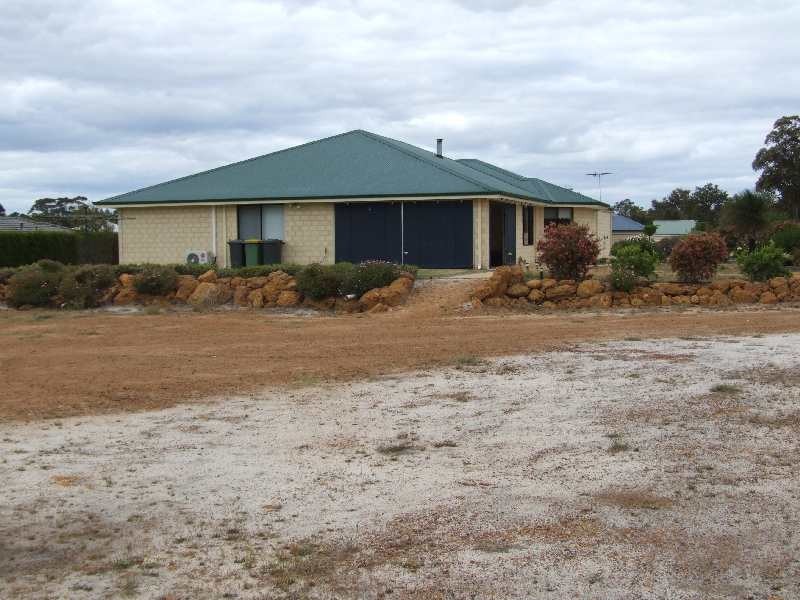 71 Leschenaultia Circle, Donnybrook WA 6239