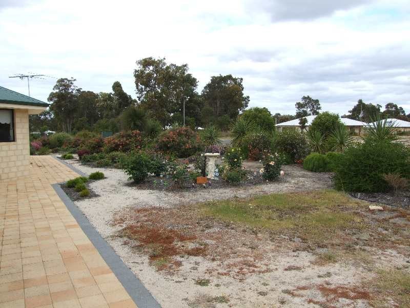 71 Leschenaultia Circle, Donnybrook WA 6239