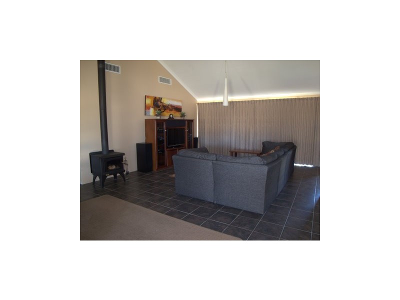 53 Leschenaultia Circle, Donnybrook WA 6239