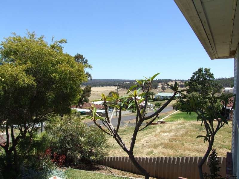 32 Palmer Street, Donnybrook WA 6239