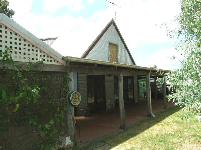 91 South Western Hwy, Kirup WA 6251