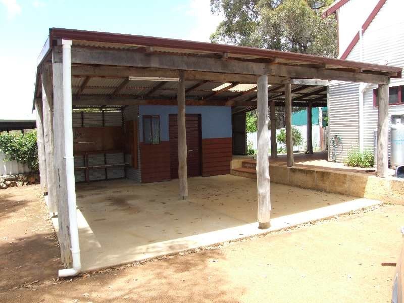 91 South Western Hwy, Kirup WA 6251