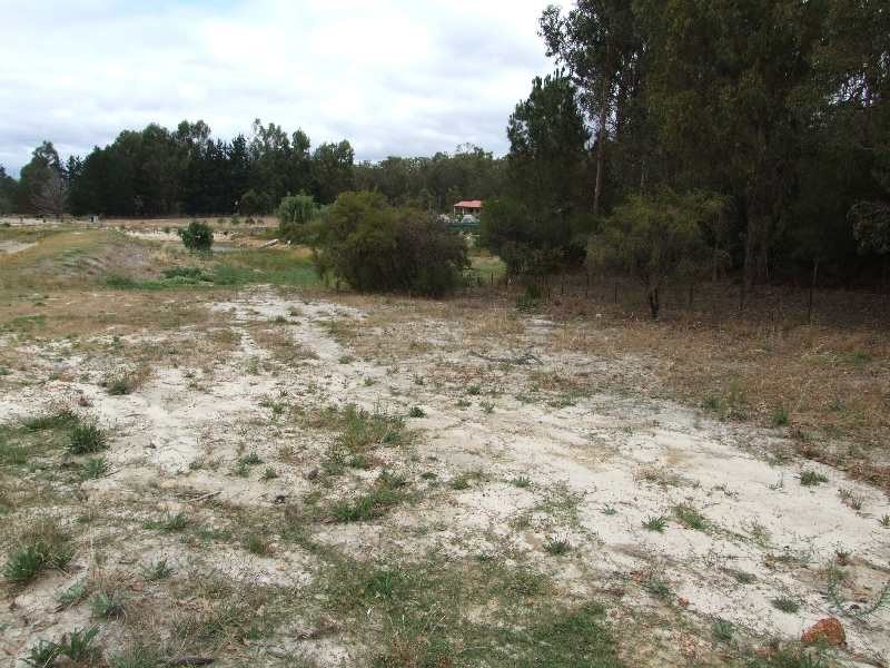 9 baxter, Kirup WA 6251