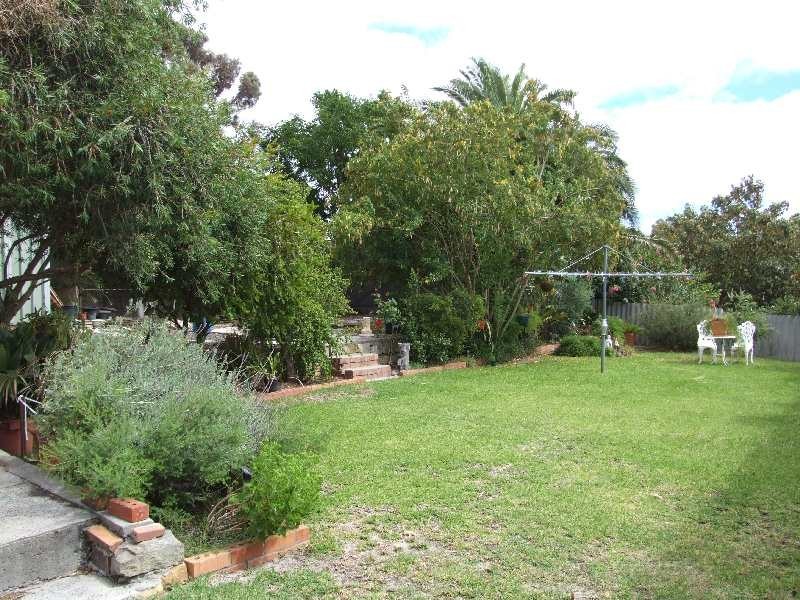 13 Yelverton, Donnybrook WA 6239