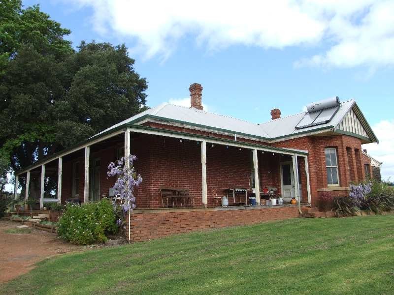 102 Hawterville Road, Mullalyup WA 6252