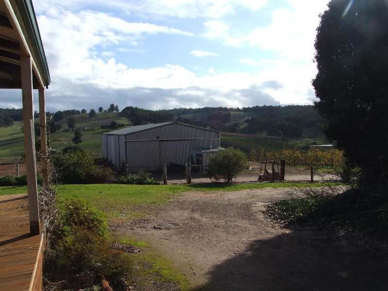 102 Hawterville Road, Mullalyup WA 6252