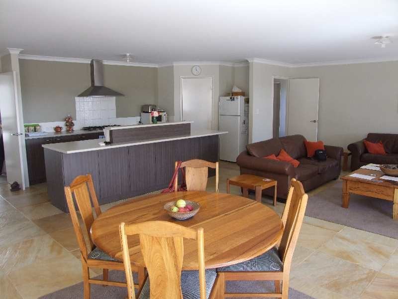 86 victoria Pde, Donnybrook WA 6239