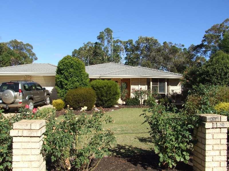 89 South West Highway, Kirup WA 6251