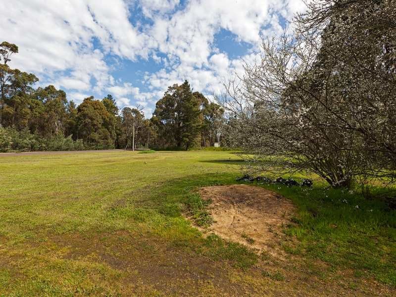 85 & 87 Shepherdson Road, Wilga WA 6243