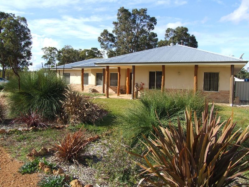 42 Leschenaultia Circle, Donnybrook WA 6239