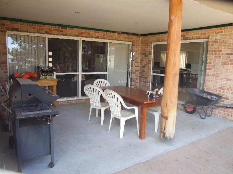 42 Leschenaultia Circle, Donnybrook WA 6239