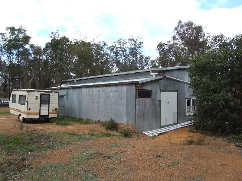 Lot 2,  Chapman Rd, Mcalinden WA 6225