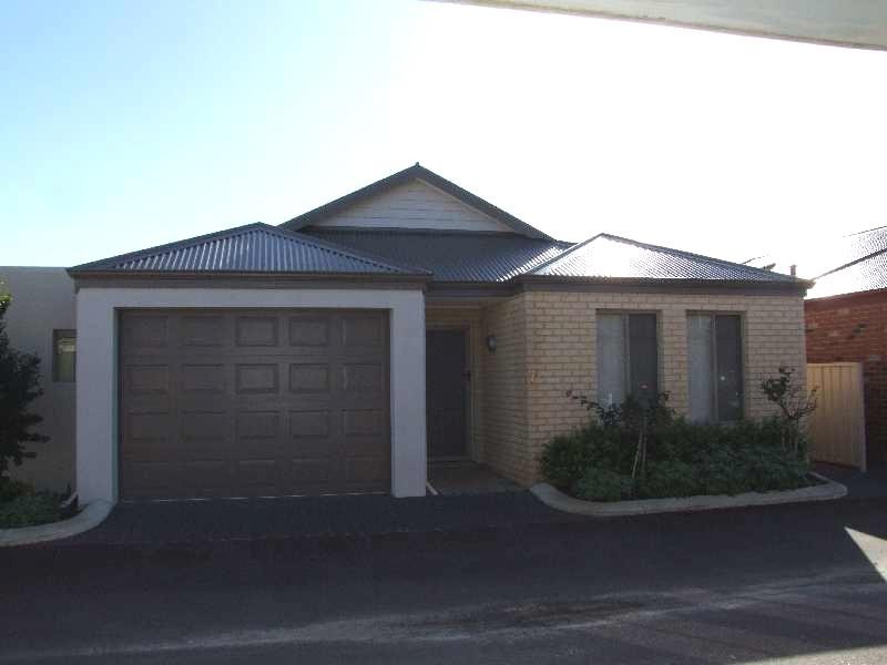 10 Sharp, Donnybrook WA 6239